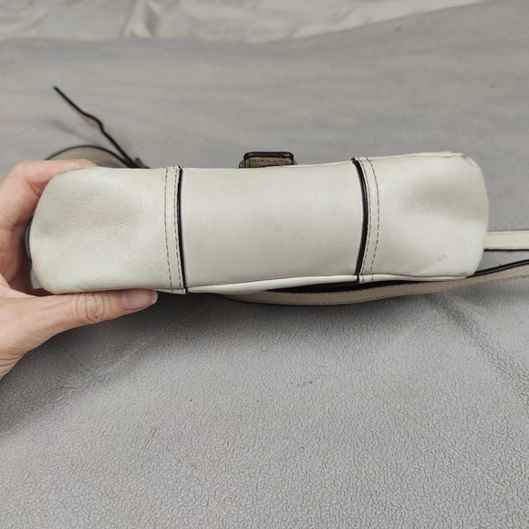 Vintage Y2K‎ Coach Hadley Leather Field Bag White Leather Crossbody Small Flap - Picture 5 of 15